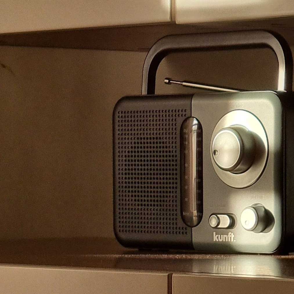 RAdio
